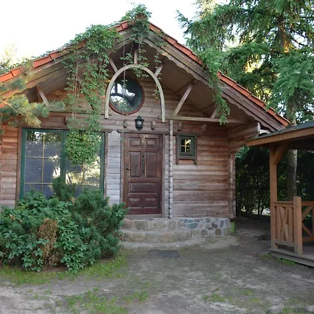 Domki Nad Jeziorem Olow Apartment Ryn (Warmian-Masurian)